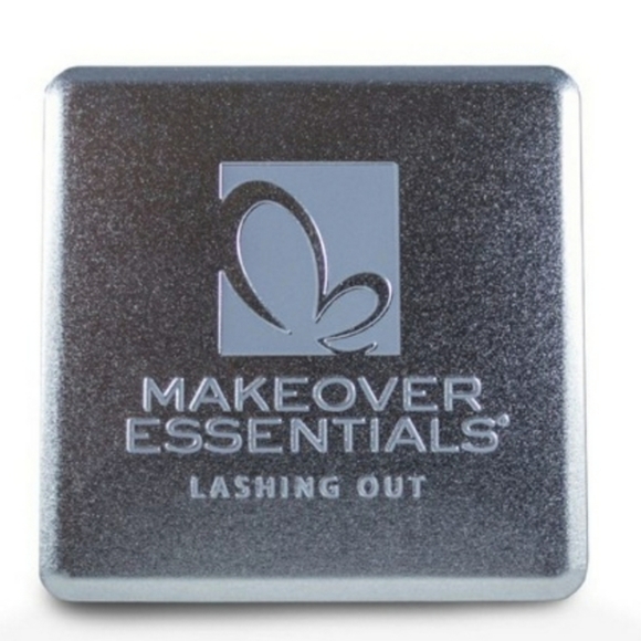 M.E. Makeover Essentials Lashing Out - Picture 3 of 4